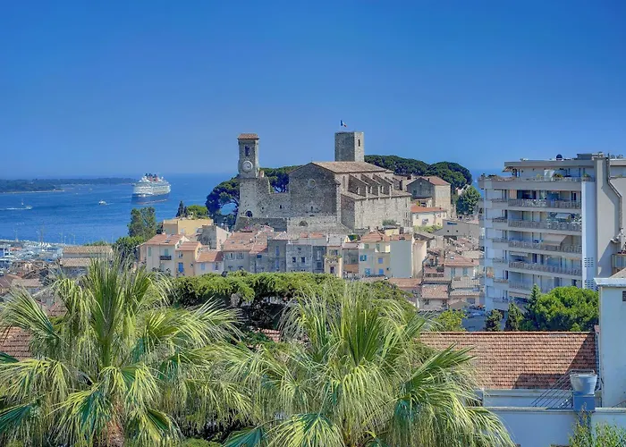 Super - Comfort - Calm * Cannes